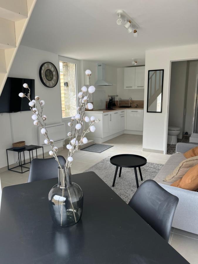La Petite Maison De Kerguiniou Glomel 외부 사진