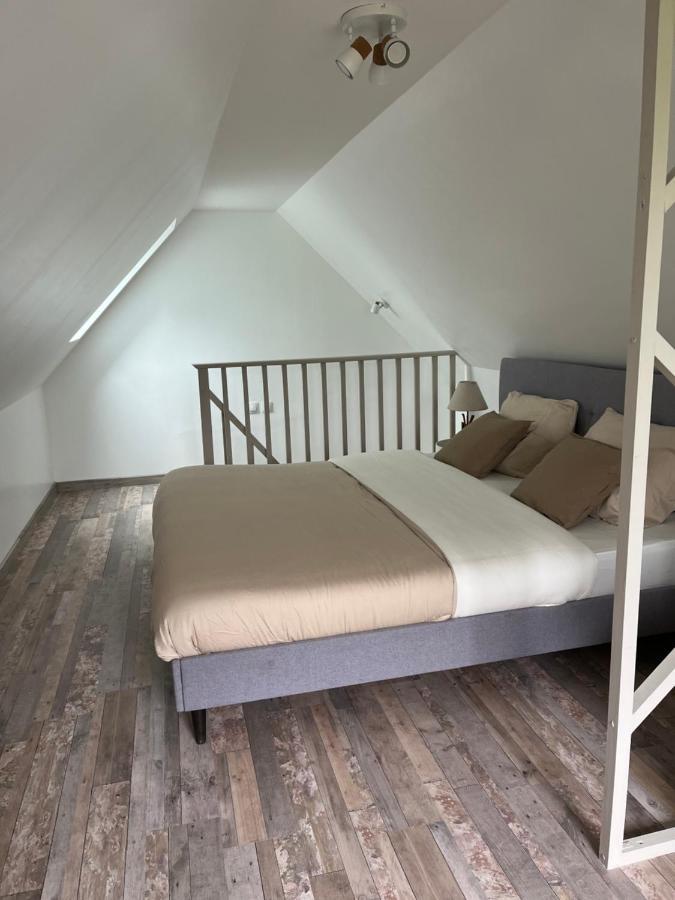 La Petite Maison De Kerguiniou Glomel 외부 사진